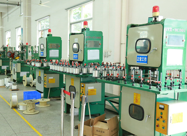 <span>Molding machine, wire-wiring machine, automatic welding machine and other advanced modern equipment</span>